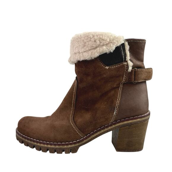 Manas Women's Brown Suede Sherpa Fold Over Buckle Strap Zip Snow Boots 38 US 7.5 - Picture 1 of 7